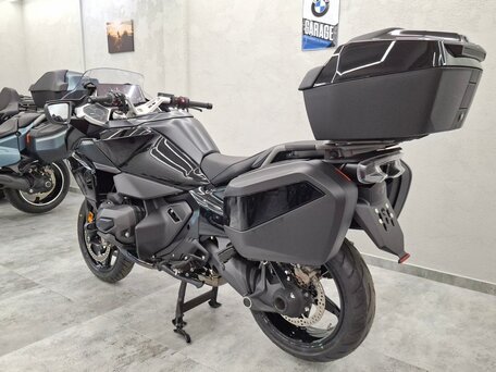 2026 BMW R 1300 RT, чёрный, 3620000 рублей, вид 5