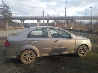 2011 Chevrolet Aveo I Рестайлинг, серый, 340000 рублей, вид 3