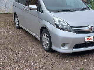 2011 Toyota ISis I Рестайлинг, серебристый, 1275000 рублей, вид 1
