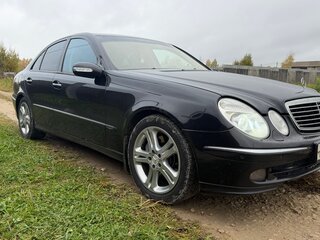 2003 Mercedes-Benz E-Класс 320 III (W211, S211), чёрный, 810000 рублей, вид 1