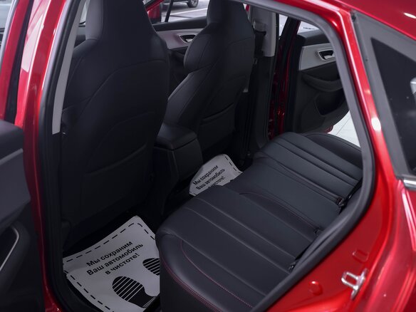 2024 BAIC U5 Plus, красный, 2380000 рублей - вид 6