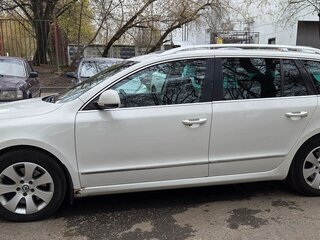 2011 Skoda Superb II, белый, 899999 рублей, вид 4