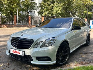 2012 Mercedes-Benz E-Класс 250 7G-Tronic IV (W212, S212, C207), белый, 1700000 рублей, вид 1