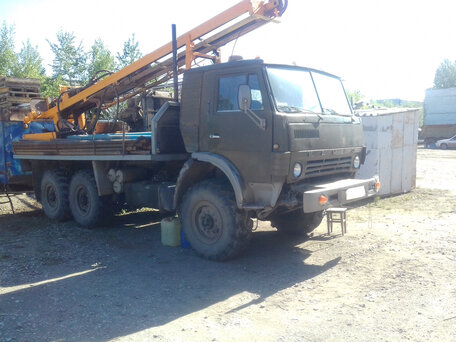 1991 КамАЗ Буровая установка, зелёный, 2600000 рублей, вид 2