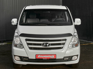 2017 Hyundai Grand Starex I Рестайлинг, белый, 2590000 рублей, вид 2