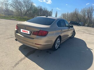2012 BMW 5 серии 520i VI (F10/F11/F07), золотистый, 1500000 рублей, вид 4