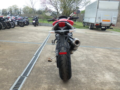 2013 MV Agusta Brutale 675, красный, 510000 рублей, вид 4