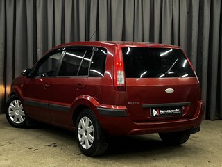 2008 Ford Fusion I Рестайлинг, красный, 299900 рублей, вид 3