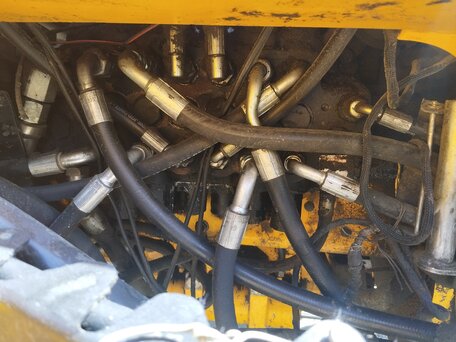 2007 JCB 3CX, жёлтый, 4200000 рублей, вид 5
