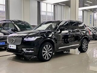 2023 Volvo XC90 II Рестайлинг 1, чёрный, 5632808 рублей, вид 1