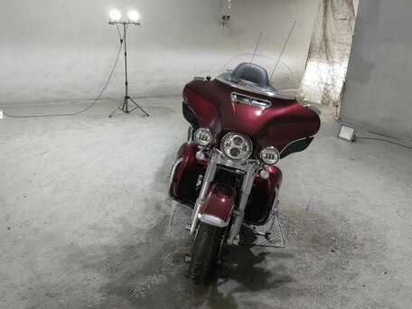 2017 Harley-Davidson Electra Glide, пурпурный, 1590000 рублей, вид 3