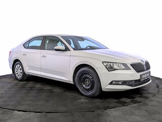 2019 Skoda Superb III, белый, 2385000 рублей, вид 3