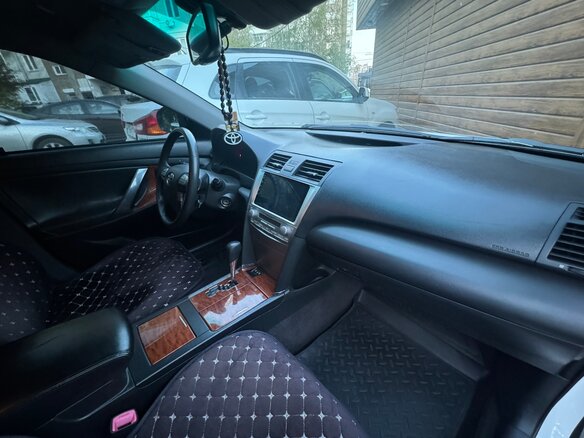 2009 Toyota Camry VI (XV40) Рестайлинг, белый, 1150000 рублей - вид 12