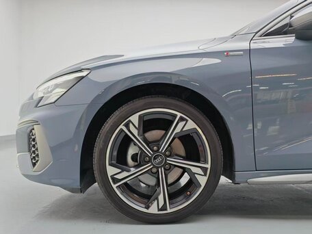 2022 Audi A3 35 TFSI Long IV (8Y), серый, 2305000 рублей, вид 2