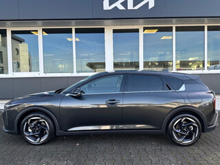 2026 Kia K4, чёрный, 2540000 рублей, вид 3