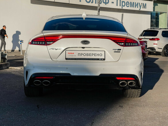 2021 Kia Stinger I Рестайлинг, белый, 2799000 рублей - вид 5