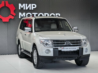 2008 Mitsubishi Pajero IV, белый, 1450000 рублей, вид 3
