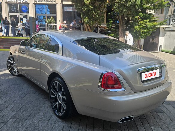 2021 Rolls-Royce Wraith, бежевый, 35000000 рублей - вид 5