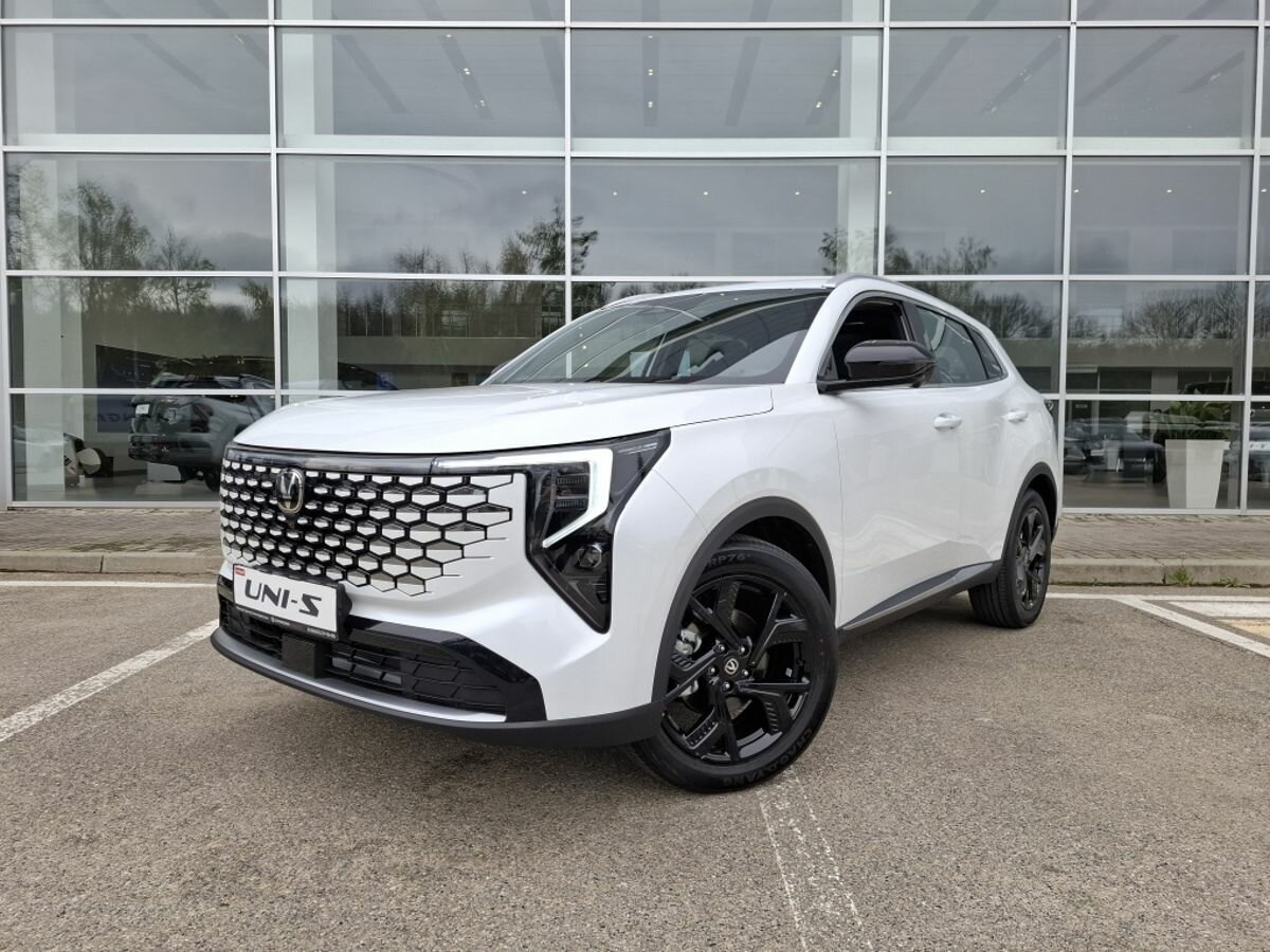 Открыть фотографии: Changan UNI-S I Рестайлинг