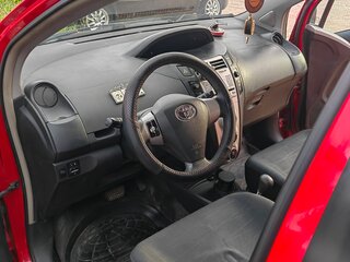2008 Toyota Yaris Multimode II, красный, 600000 рублей, вид 4