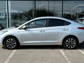 2020 Hyundai Solaris II Рестайлинг, серебристый, 1465000 рублей, вид 5