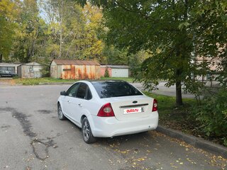 2011 Ford Focus II Рестайлинг, белый, 350000 рублей, вид 4