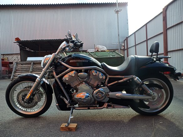 2008 Harley-Davidson V-Rod, чёрный, 1000000 рублей
