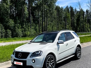 2008 Mercedes-Benz M-Класс 550 II (W164) Рестайлинг, белый, 1250000 рублей, вид 3