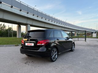 2015 Mercedes-Benz B-Класс 180 II (W246) Рестайлинг, чёрный, 1200000 рублей, вид 3
