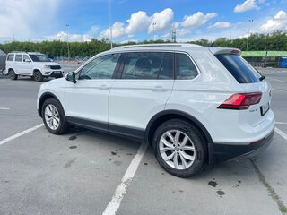 2017 Volkswagen Tiguan II, белый, 2990000 рублей, вид 5