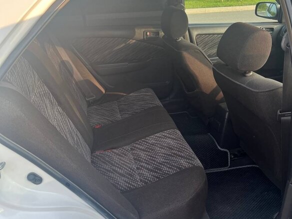 1997 Toyota Corona Premio X (T210), белый, 390000 рублей - вид 8