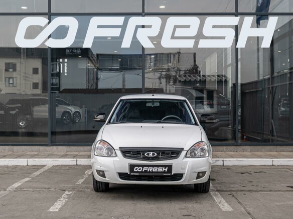 2014 Lada (ВАЗ) Priora I Рестайлинг, белый, 500000 рублей - вид 2