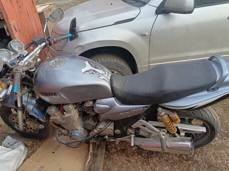 1998 Yamaha XJR1300, серебристый, 320000 рублей, вид 2