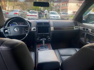 2007 Volkswagen Touareg I Рестайлинг, коричневый, 1099000 рублей, вид 5