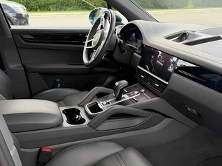 2019 Porsche Cayenne III, голубой, 6500000 рублей, вид 5