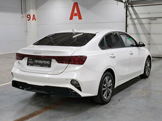 2021 Kia K3 II Рестайлинг, белый, 1899000 рублей, вид 5