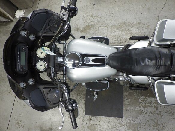 2006 Harley-Davidson Road Glide, серебристый, 797000 рублей - вид 9