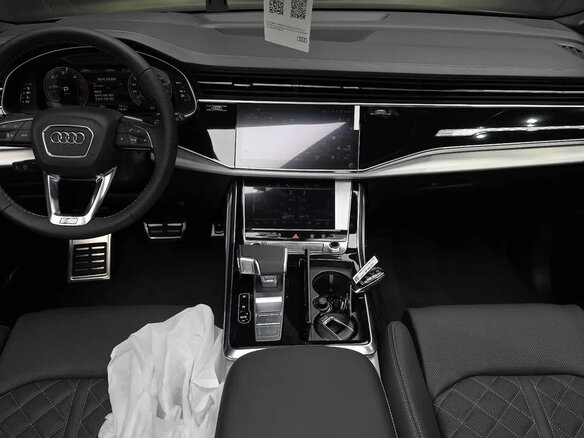 2026 Audi Q7 50 TDI II (4M) Рестайлинг 2, чёрный, 11876000 рублей - вид 5