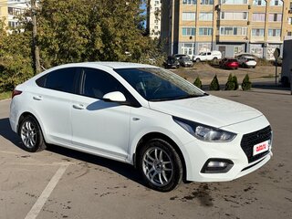 2017 Hyundai Solaris II, белый, 1170000 рублей, вид 3