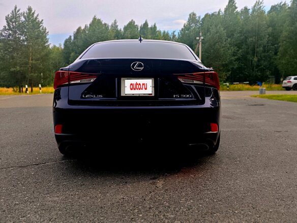 2017 Lexus IS 300 III Рестайлинг, синий, 2750000 рублей - вид 11