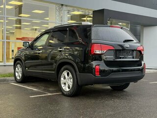 2017 Kia Sorento II Рестайлинг, чёрный, 1870000 рублей, вид 4