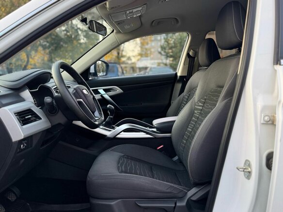 2020 Geely Atlas I, белый, 1525000 рублей - вид 22