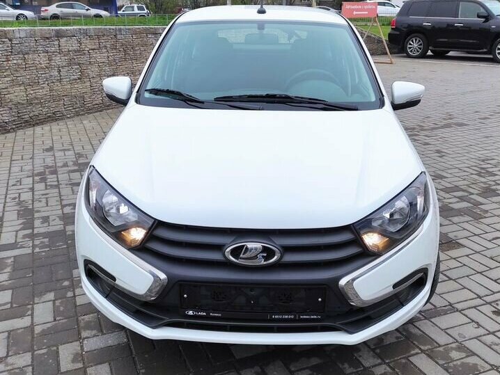 Открыть фотографии: Lada (ВАЗ) Granta I Рестайлинг