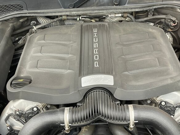 2016 Porsche Cayenne S II Рестайлинг (958), коричневый, 6200000 рублей - вид 22