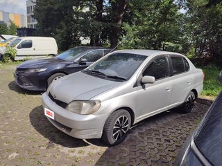 2001 Toyota Platz, серый, 270000 рублей, вид 1
