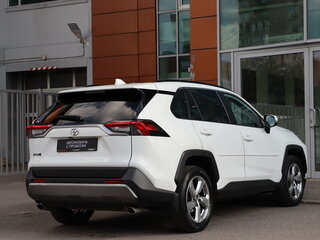 2019 Toyota RAV4 V (XA50), белый, 2500000 рублей, вид 5