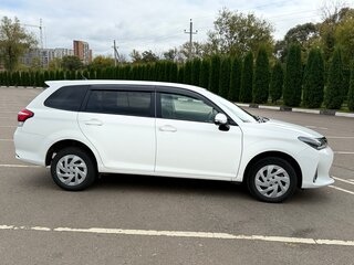 2023 Toyota Corolla Fielder XI (E160, E170) Рестайлинг 2, белый, 1500000 рублей, вид 2