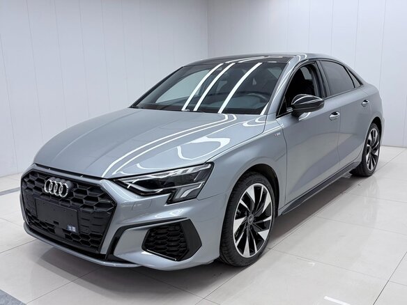 2022 Audi A3 35 TFSI Long IV (8Y), серебристый, 2188000 рублей