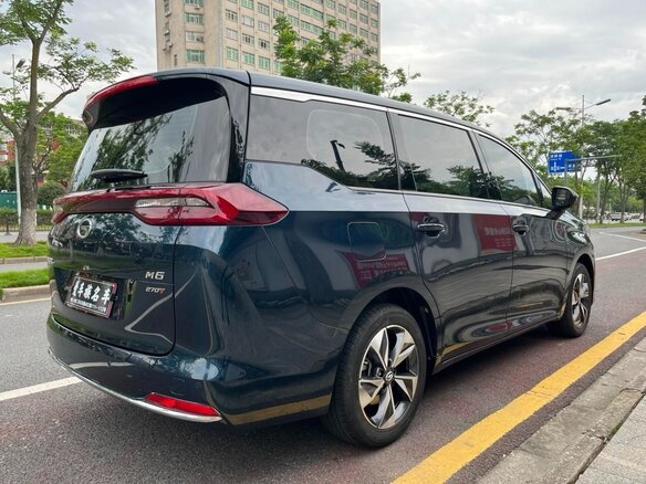 2022 GAC Trumpchi M6 Pro, синий - вид 4