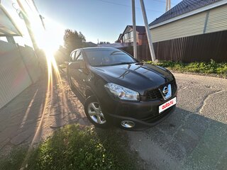 2013 Nissan Qashqai I Рестайлинг, фиолетовый, 900000 рублей, вид 2